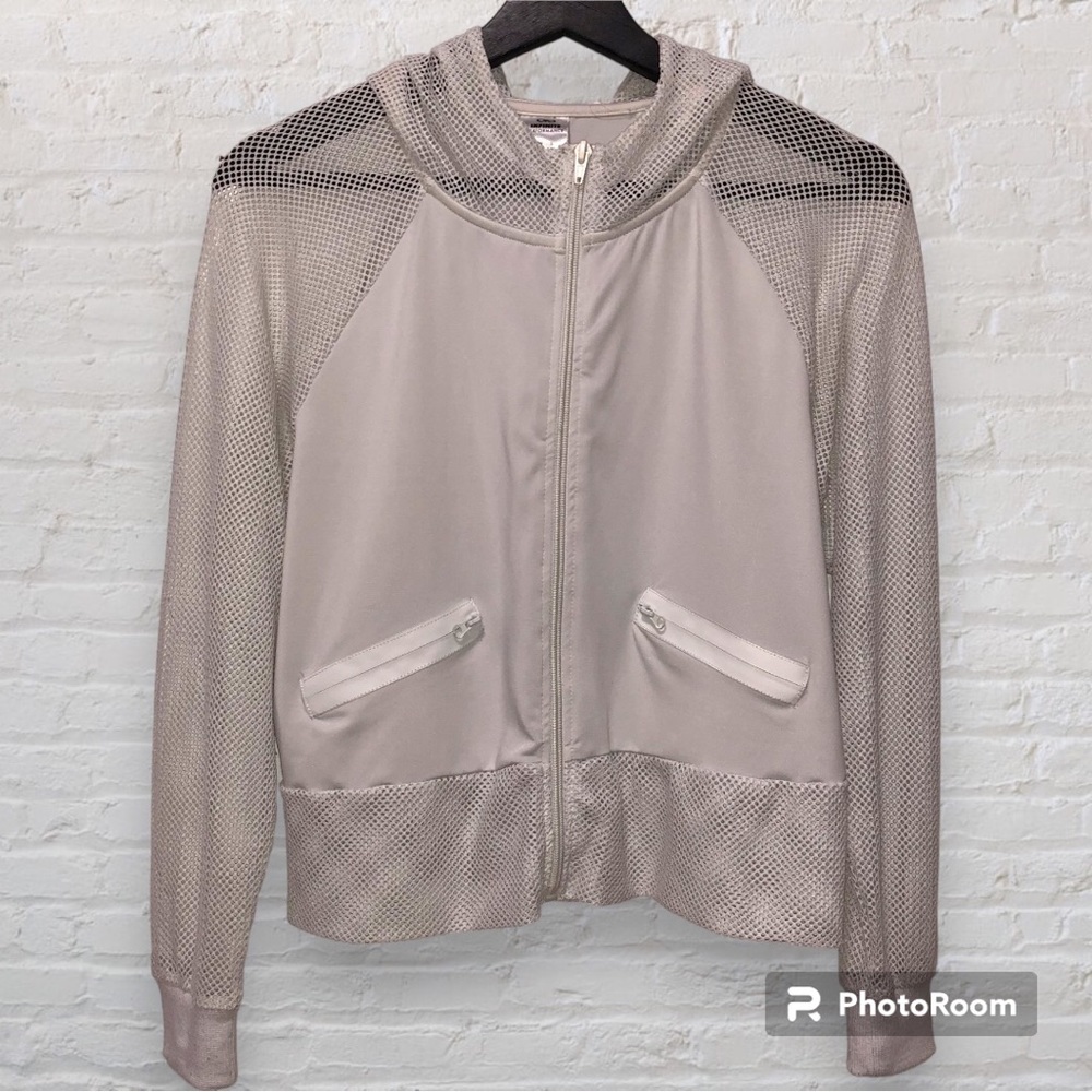 Net Sleeve Light Hooded Jacket with Pockets